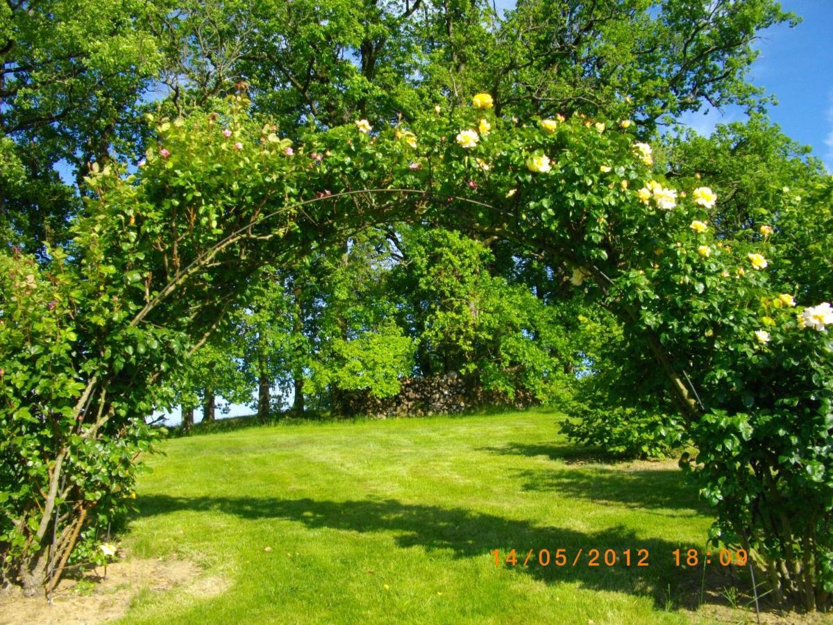 Gite De La Cheneraie Montpezat-de-Quercy Exterior photo